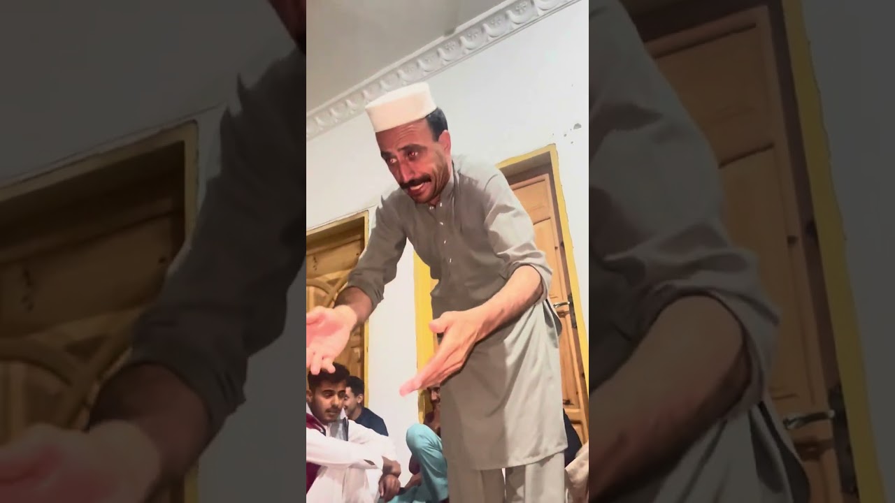 Hindko Desi Mehfil Beautiful Mahiye by Tufail Khan