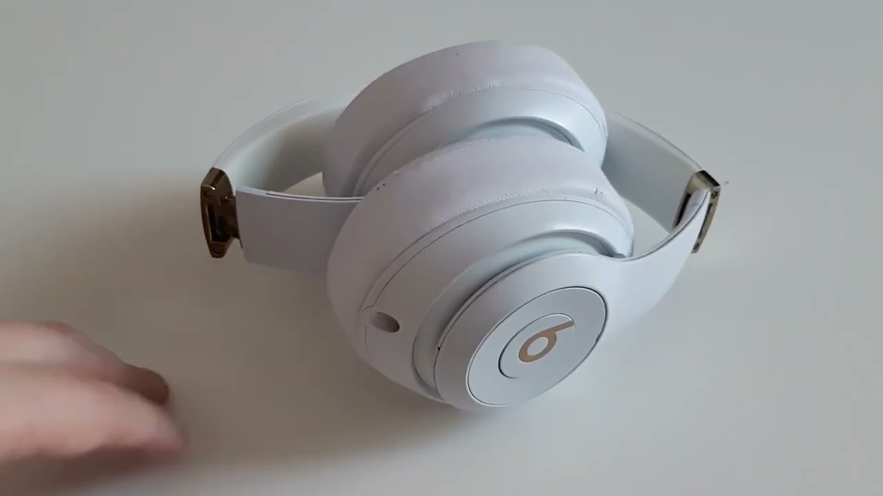 Beats Studio 3 Wireless плюсы и минусы за 4 года владения.