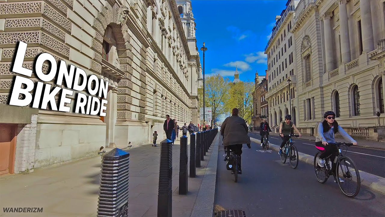 LONDON Bike Ride 🇬🇧 - West End London - Trafalgar Sq, Buckingham Palace 🏰, Leicester Sq & Piccadilly