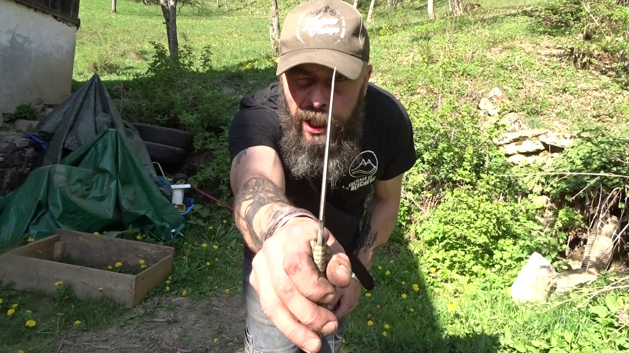 couteau bushcraft en xc75 solide ou pas