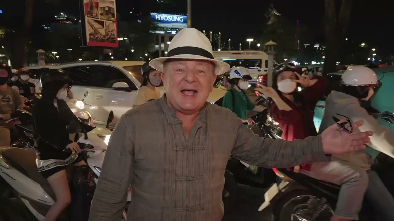 EEEEE 169 Makłowicz - Niezły Sajgon