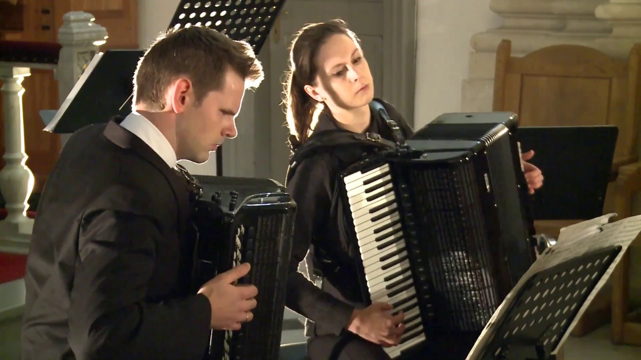 J. S. Bach — Chaconne D minor BWV1004 (duoAccosphere)