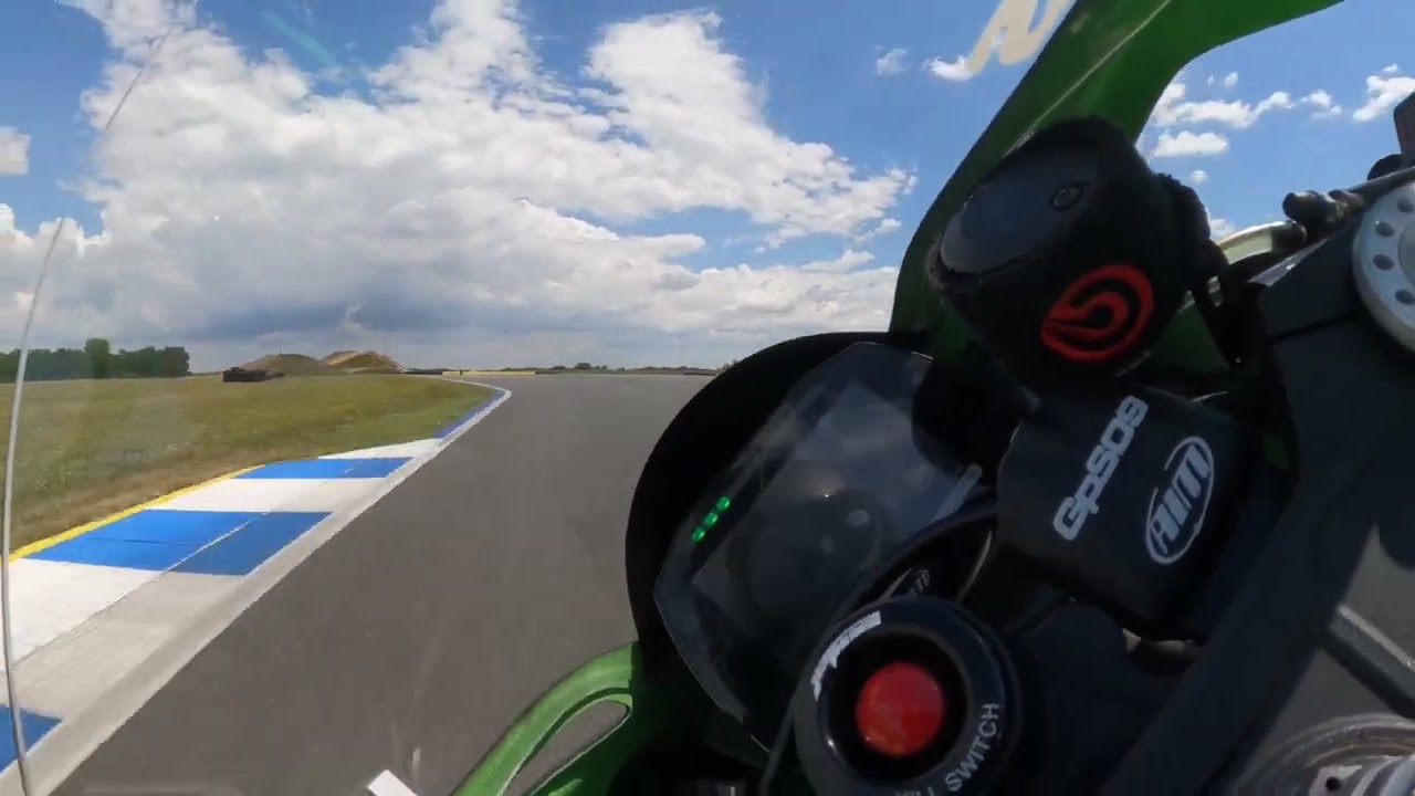 NAVAK - Best lap 1.27.06