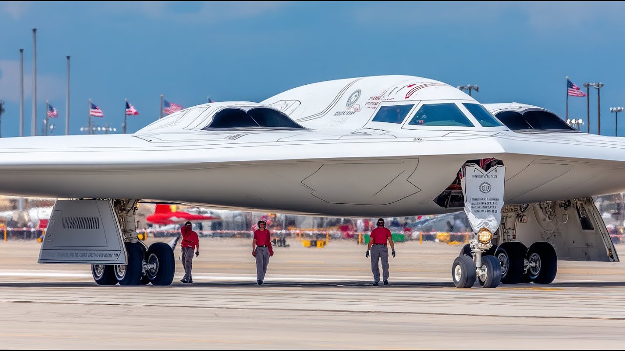 Why the NEW B-21 Raider Will Completely Dominate the B-2 Spirit