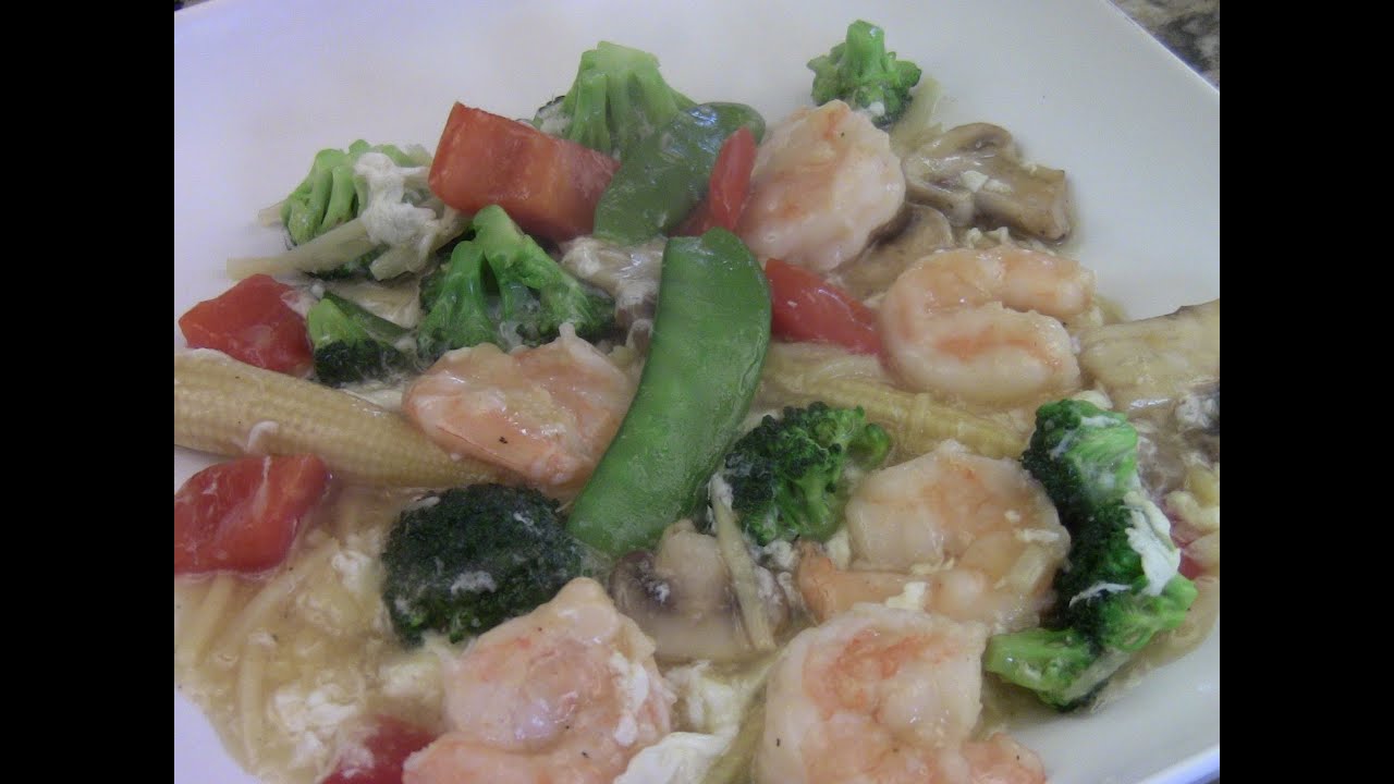Shrimp With Mix Vegetables In White Sauce