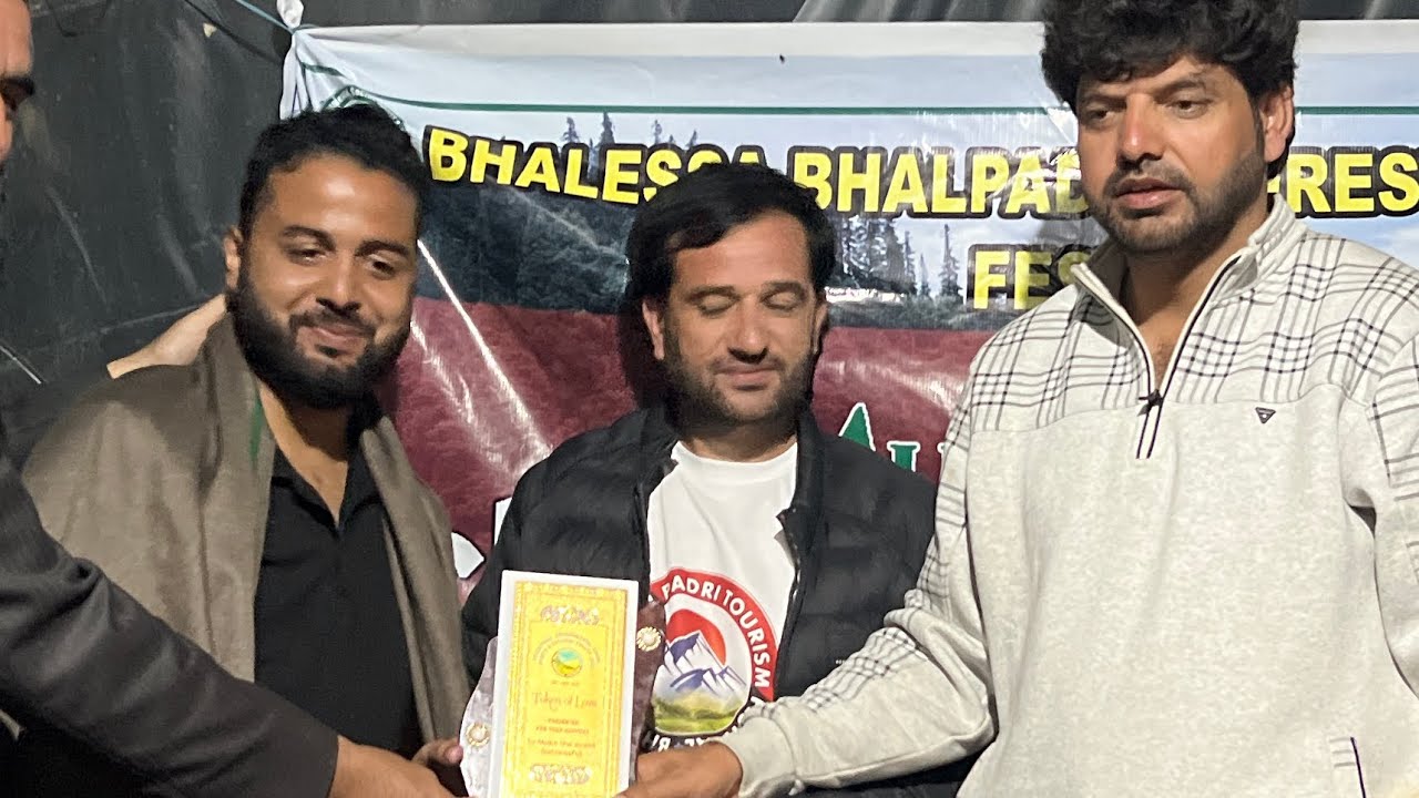 Poet Asif Attaullah Doda