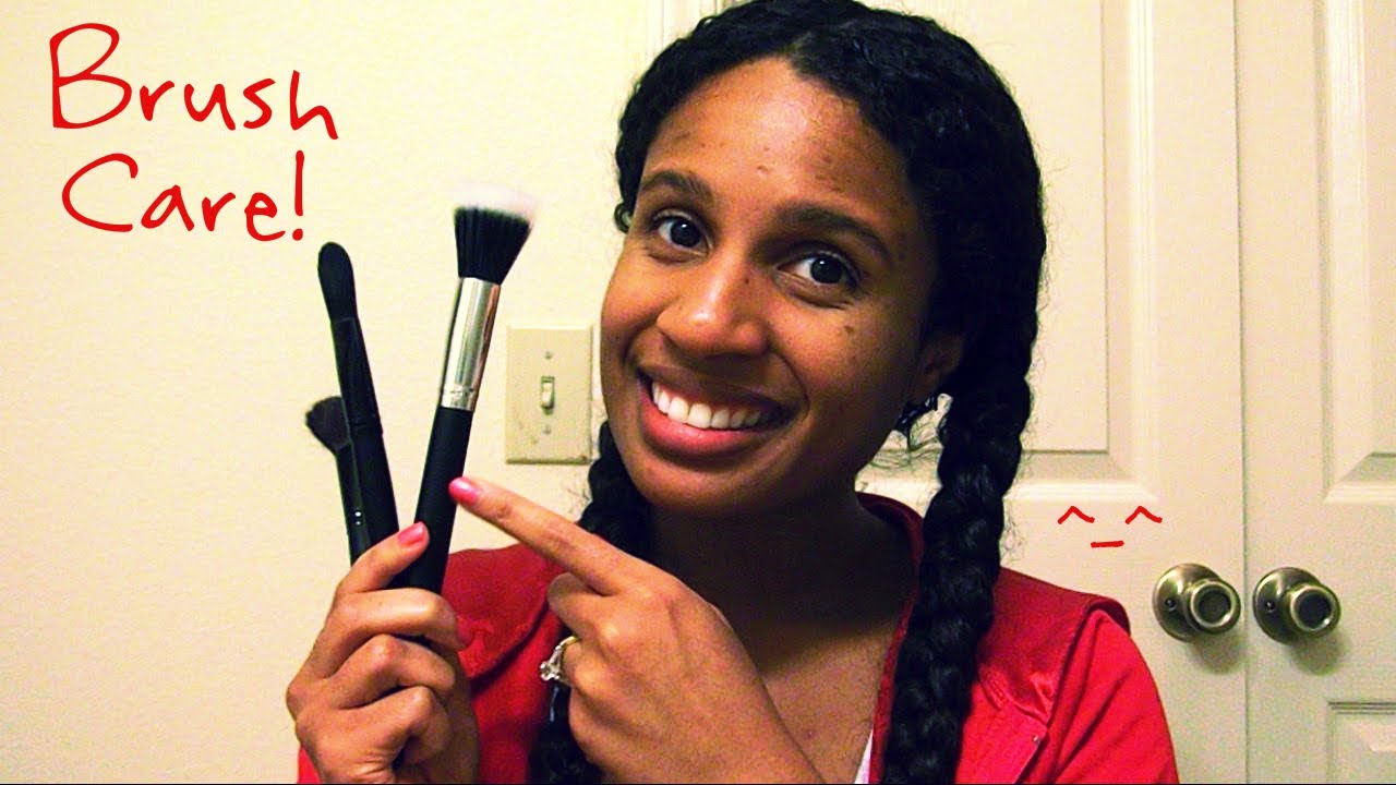 How to Dry Your Makeup and Nail Brushes ~ DIY