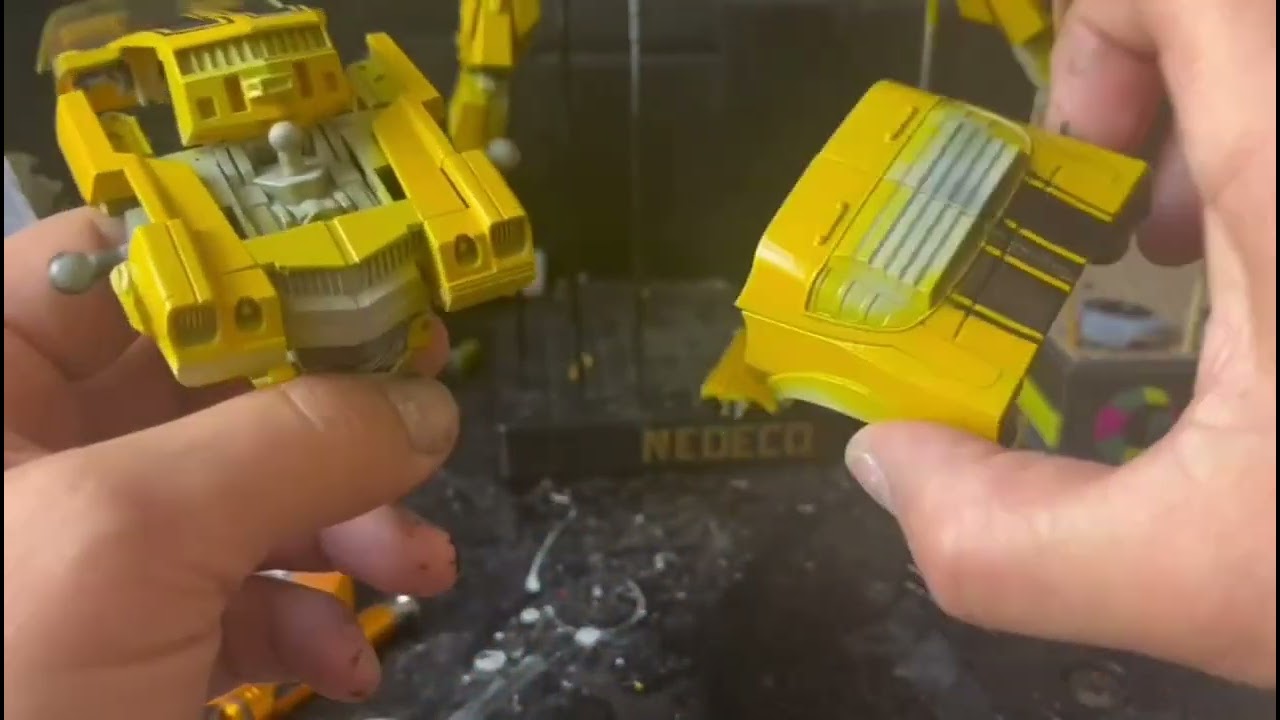 ROTB Bumblebee - Baiwei TW-1032 oversized SS100 Part 2 : Paint!