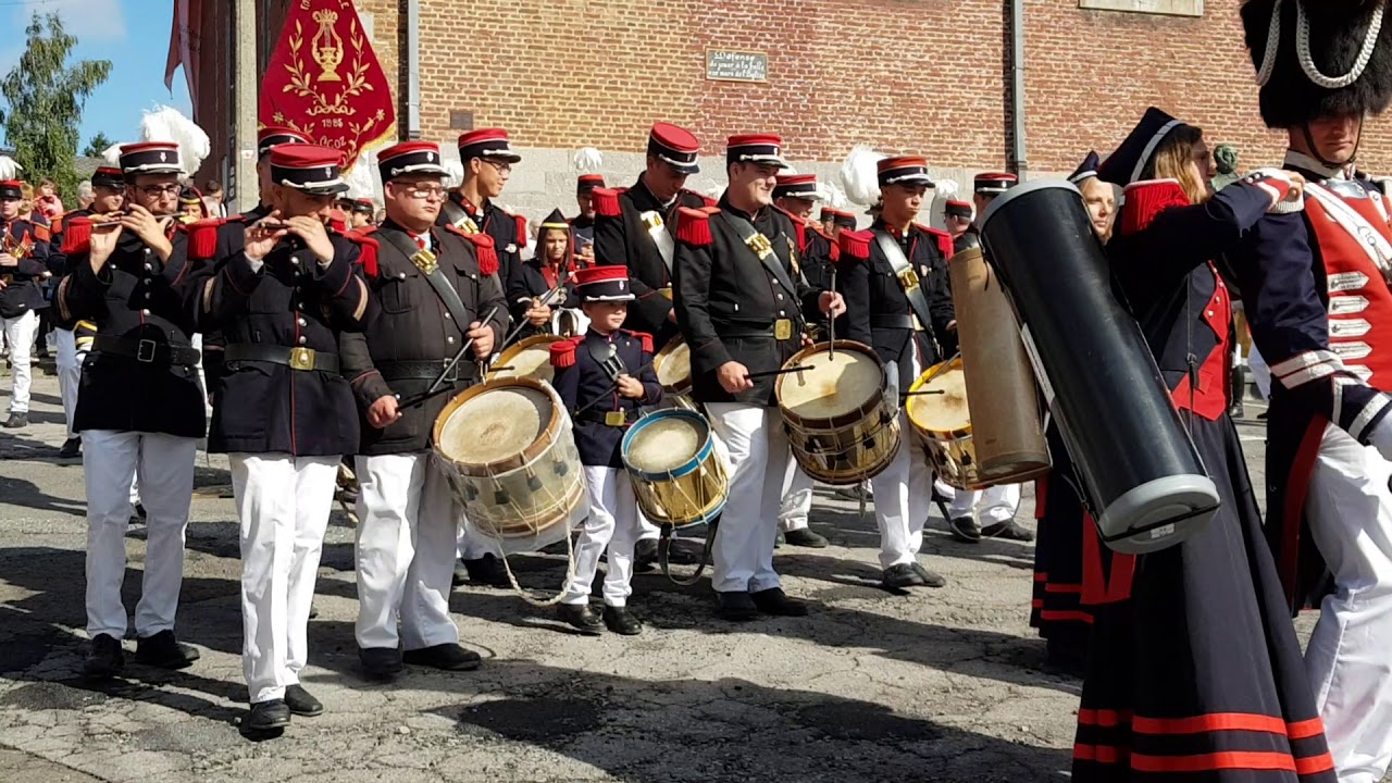 Marche Saint Roch et Saint Frégo  Acoz/Lausprelle 2019 15 Sortie de messe du lundi matin à Acoz