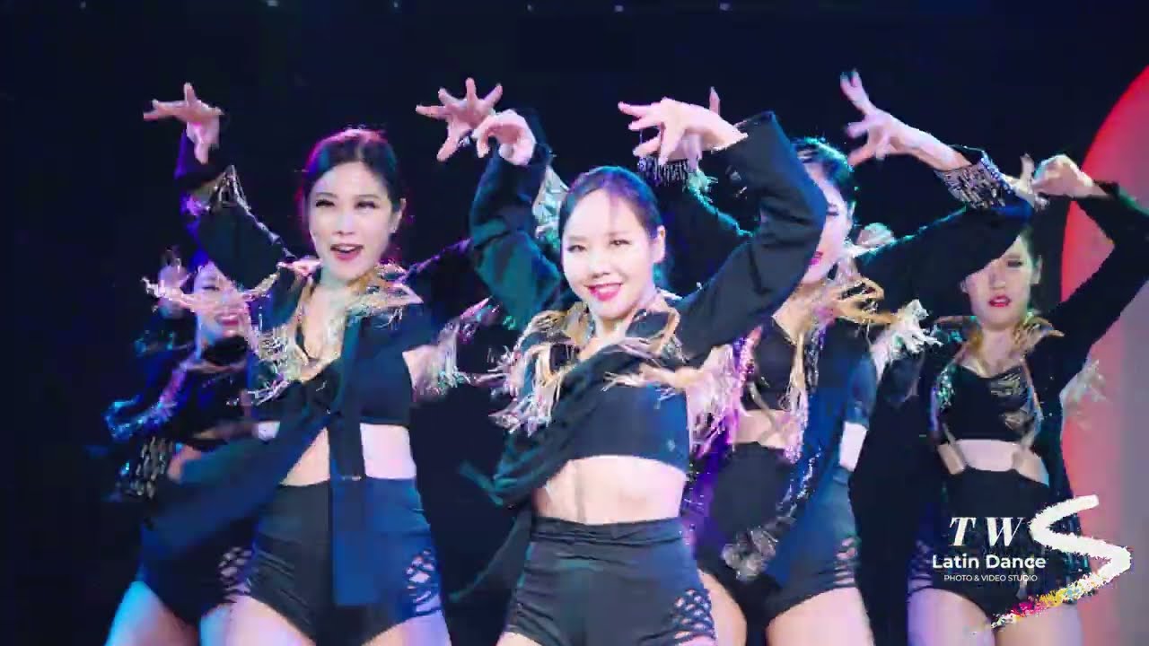 로꼬노마즈 살사 공연 by 시니 y 세라  - 로꼬노 마즈 Loco Nomaz - 라틴 2024.02.21 Korea Latin Salsa