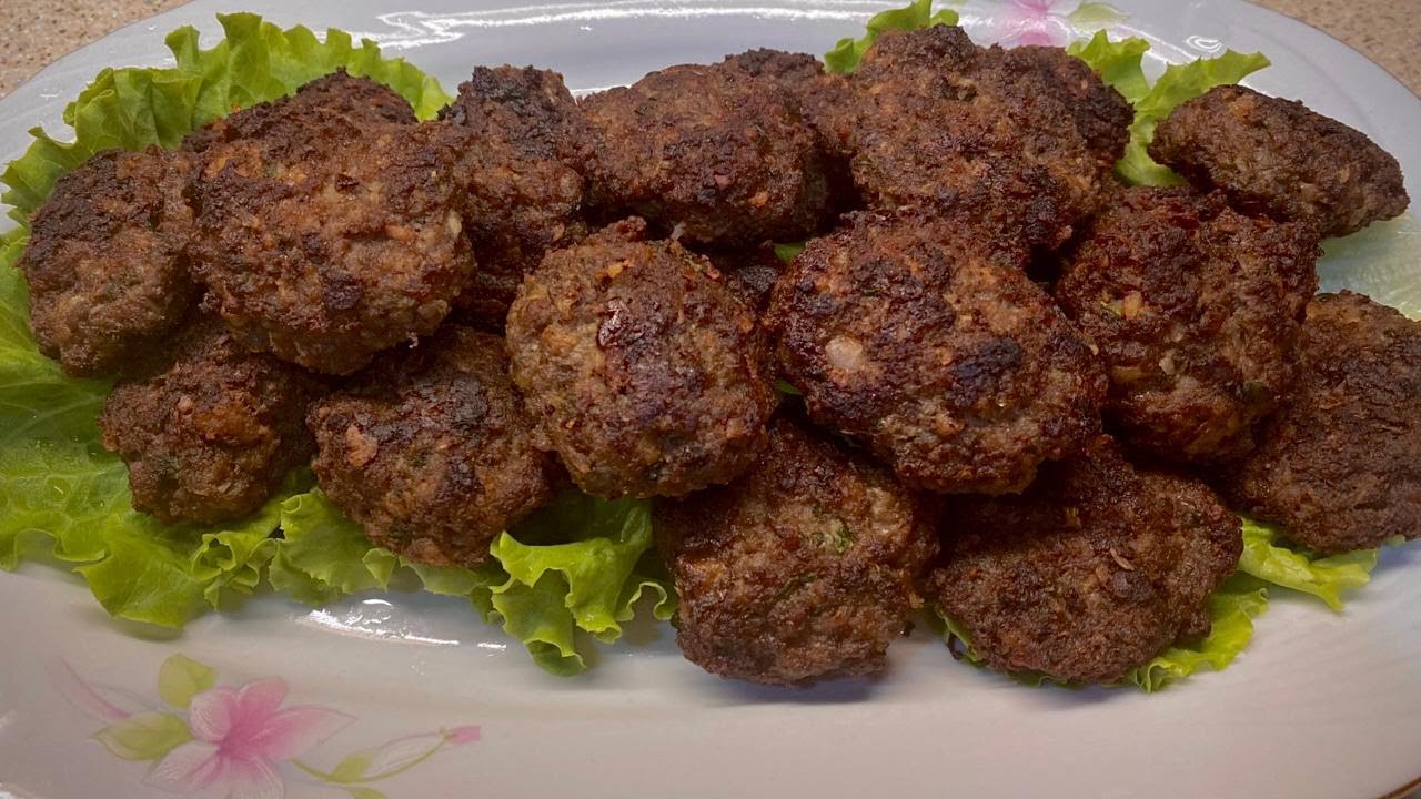 Qofte sht&euml;pie  me mish vi&ccedil;i | Homemade Meatballs