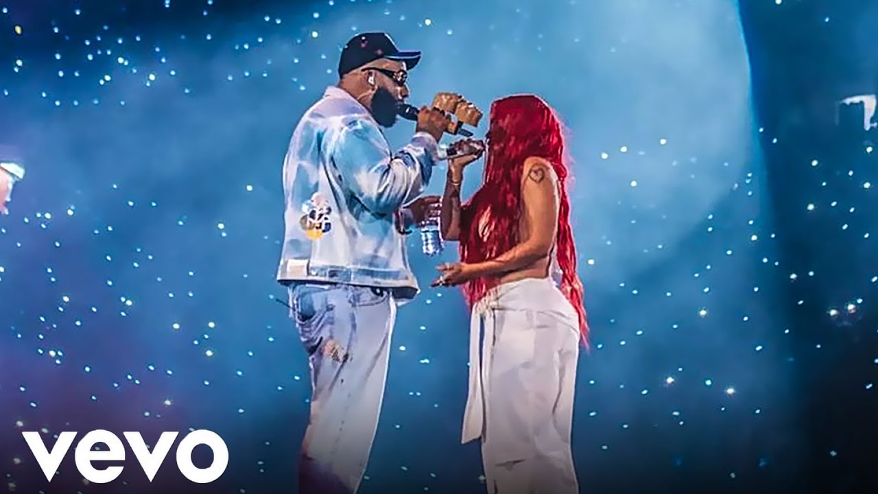 KAROL G, Eladio Carrión - No Te Deseo el Mal (En Vivo) | Choliseo Puerto Rico