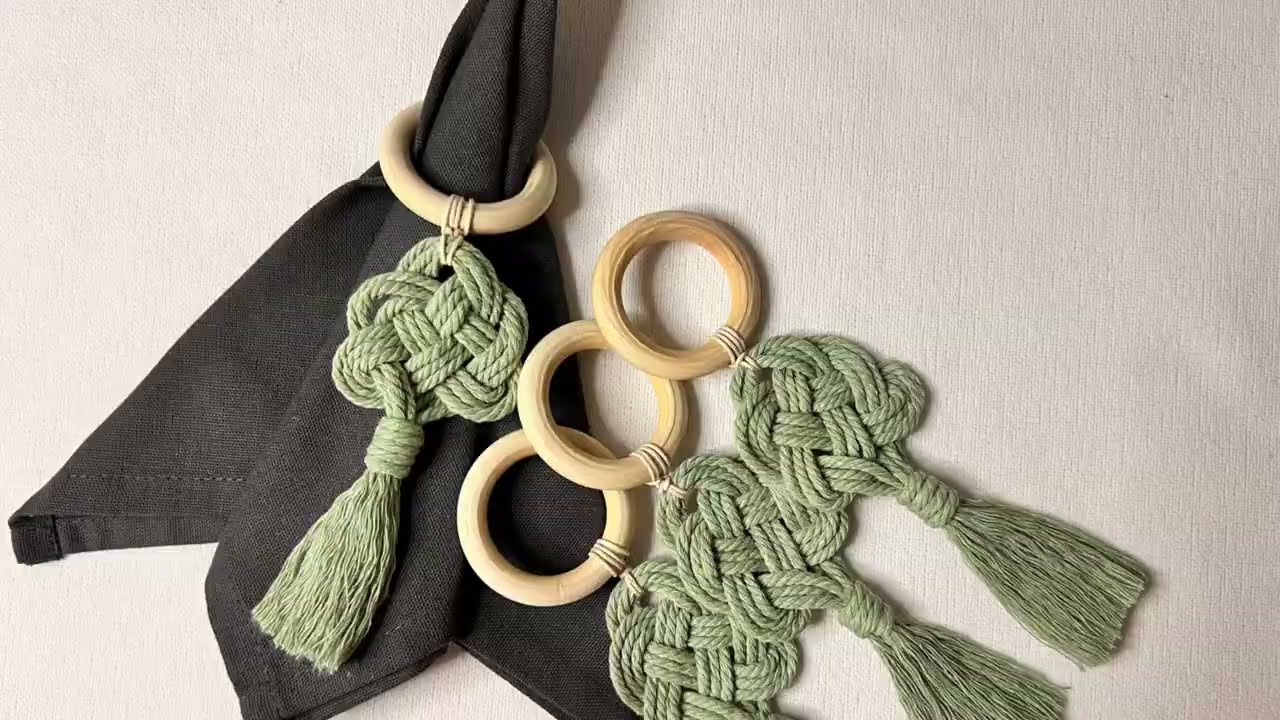 A napkin holder for table setting for any holiday #diy #macrame #tutorial 