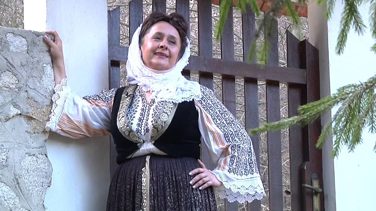 Angelica Stoican   Ma suii in dealu' Cernii
