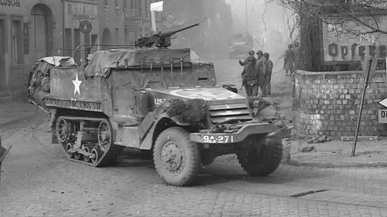 P&oacute;ł czołgu, p&oacute;ł ciężar&oacute;wki &mdash; pojazd, kt&oacute;ry wygrał drugą wojnę światową!