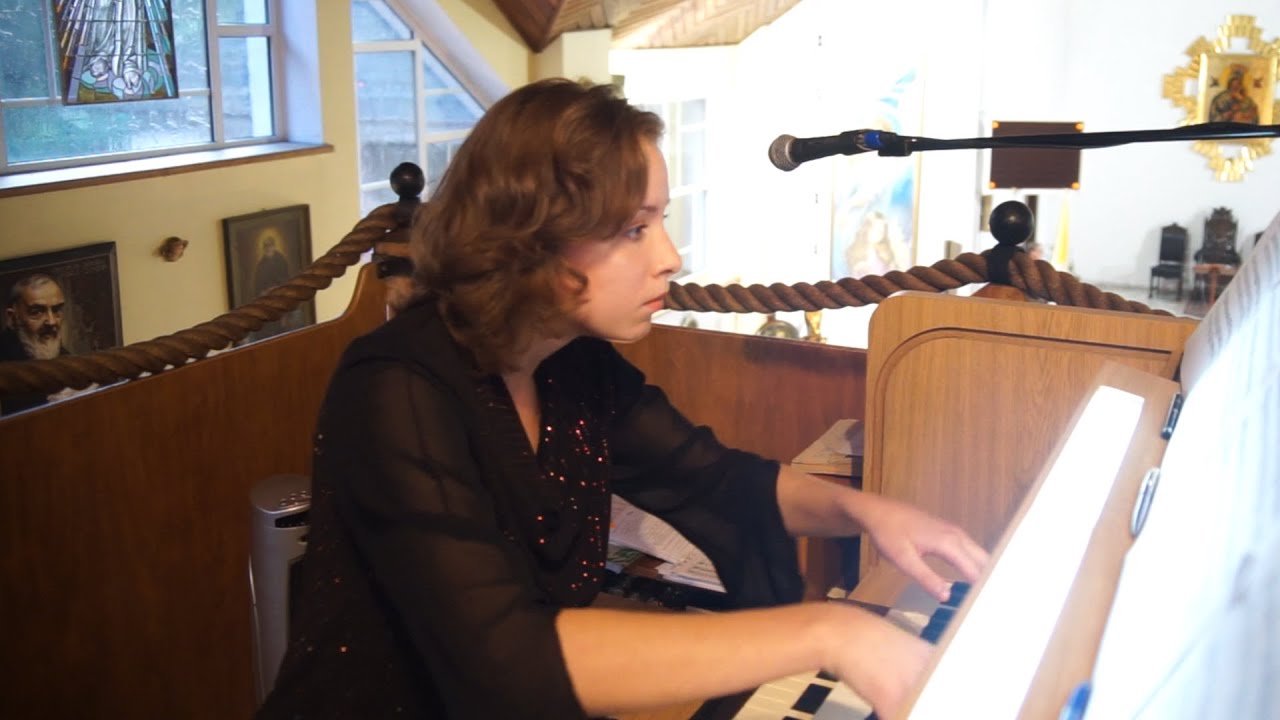Johann Sebastian Bach - Preludium & Fugue f-moll BWV 534 [LIVE] Alisa Birula - organ