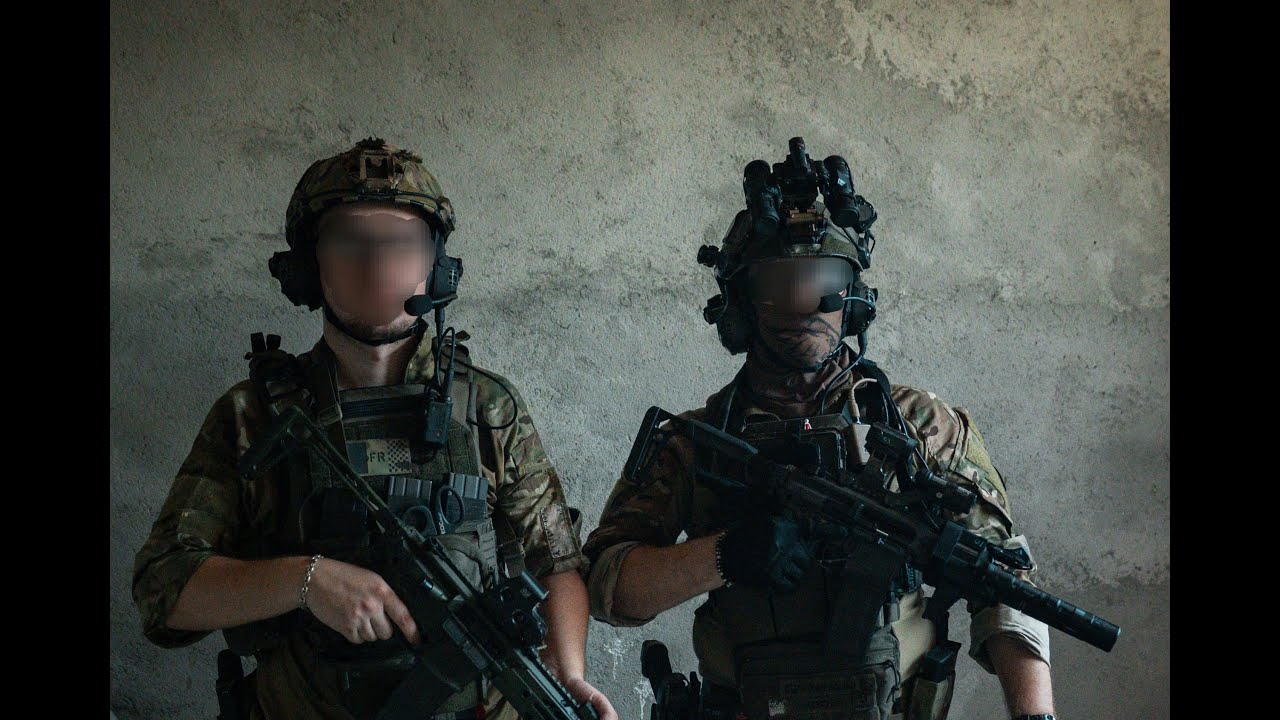 ENTER AND CLEAR (Fort de Chapoly)