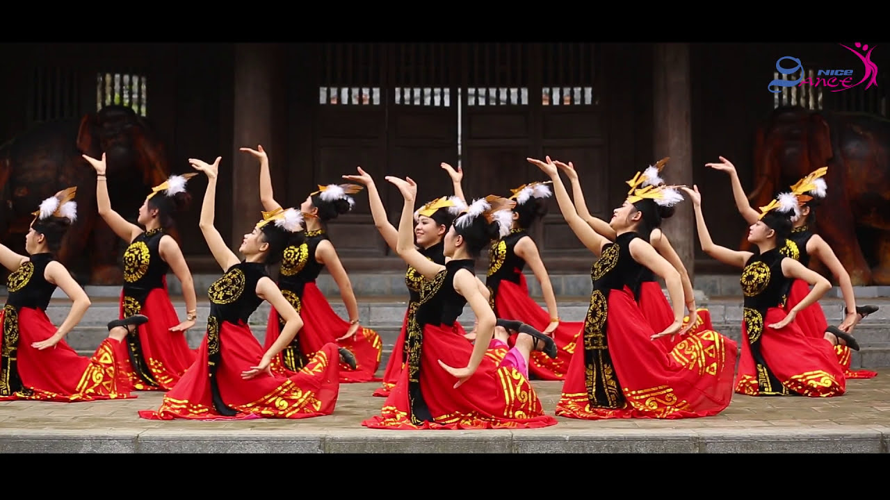 MÚA DÂN GIAN K4 || LỜI RU ÂU LẠC || NHÓM 2 || NICE DANCE