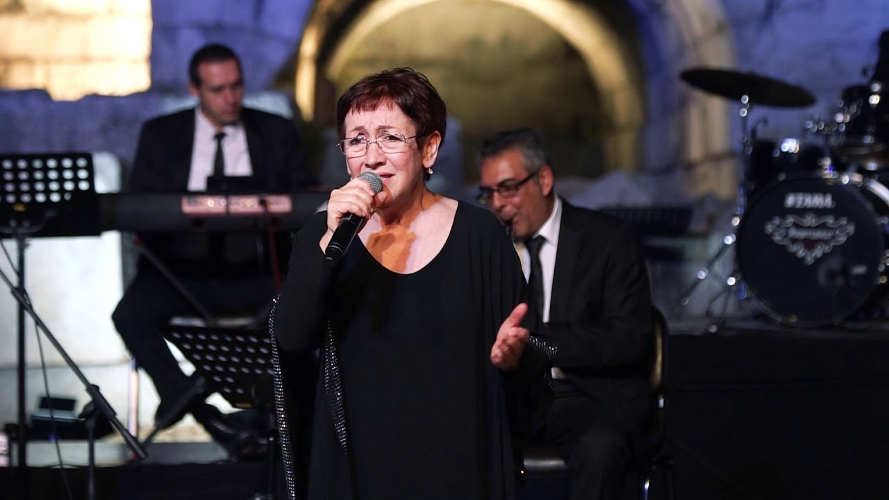 Bahar Güldüren - Aşkımız Ne Güzeldi Gittiğinde Anladım