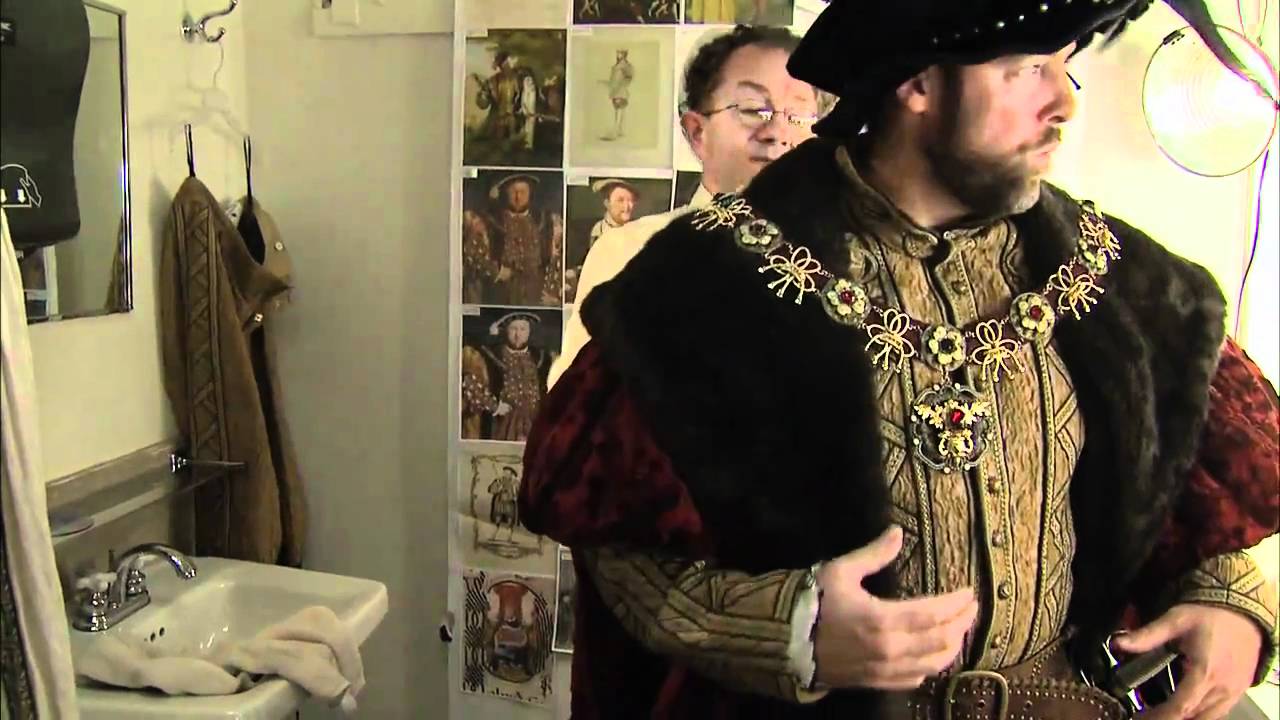 Dressing A King
