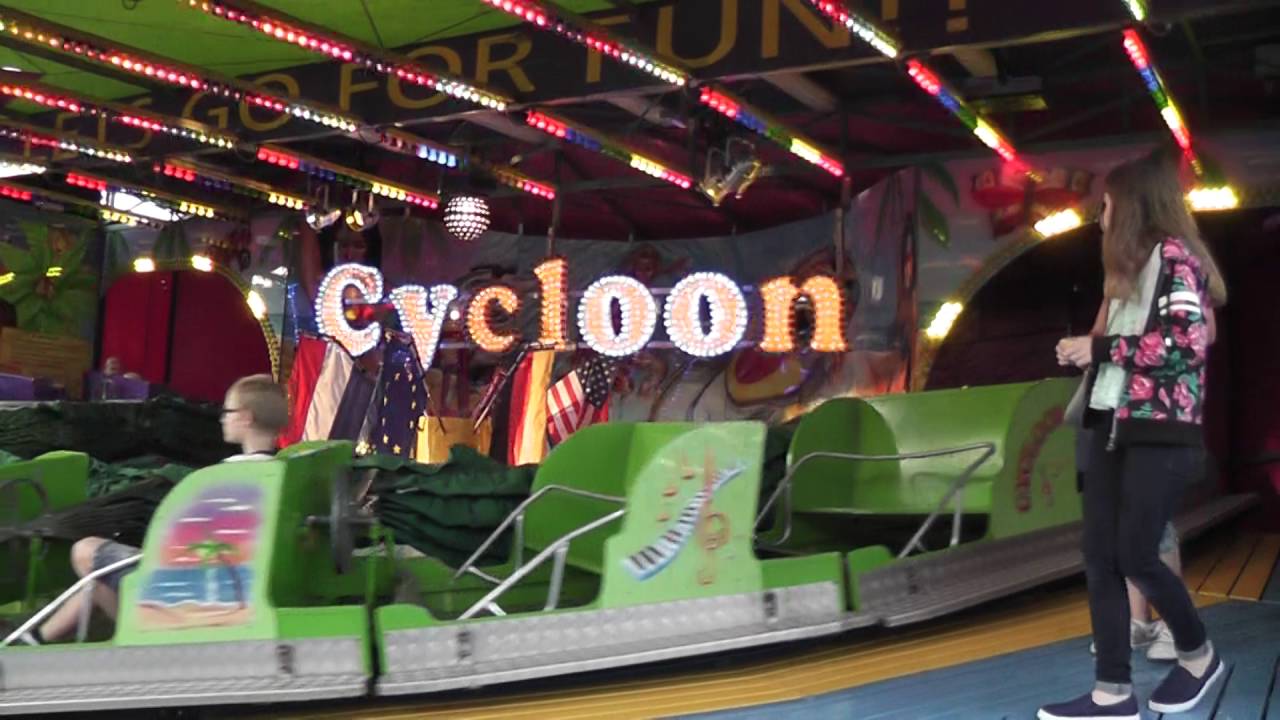 Cycloon Rups | Offride | Kermis Nederweert-Eind 2016 | FULL HD |