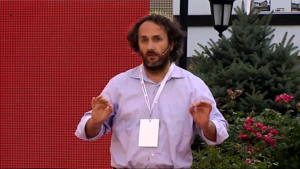 Tregimi m&euml; i mahnitsh&euml;m | Ardian Gojani | TEDxPrizren
