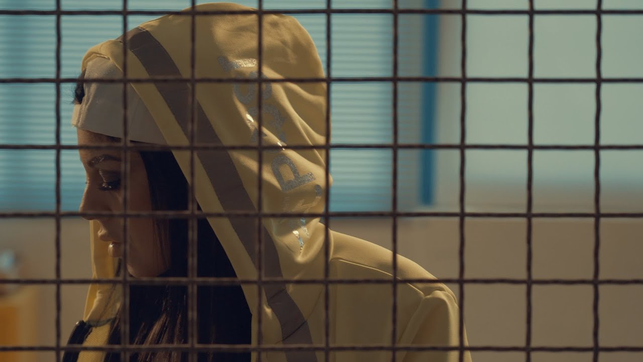 GIUSY ATTANASIO Ft. BEMA - Dimme che 'nammurata so' - (M.Leatico-G.Romano) Video ufficiale