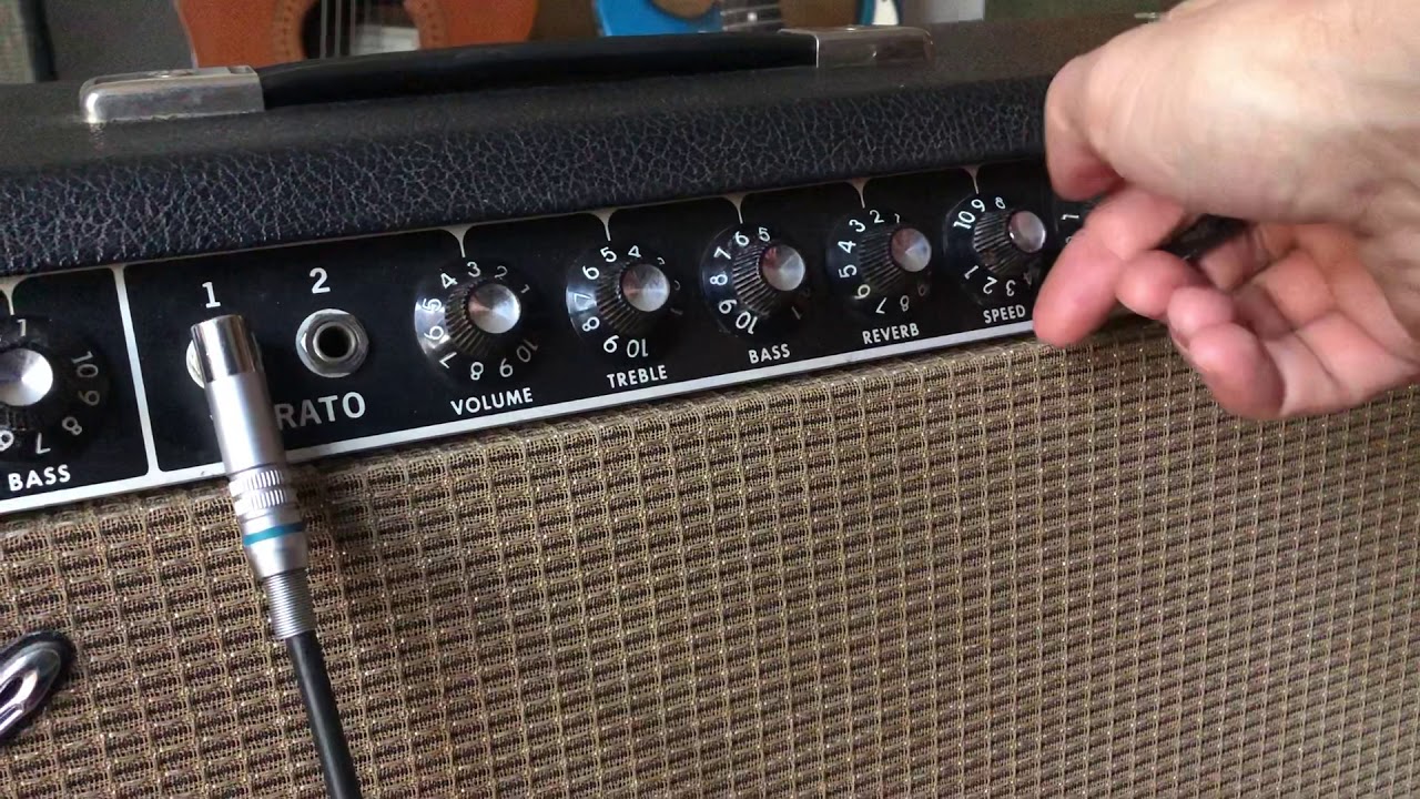 Fender Deluxe Reverb Amp 1967 - Vibrato channel test