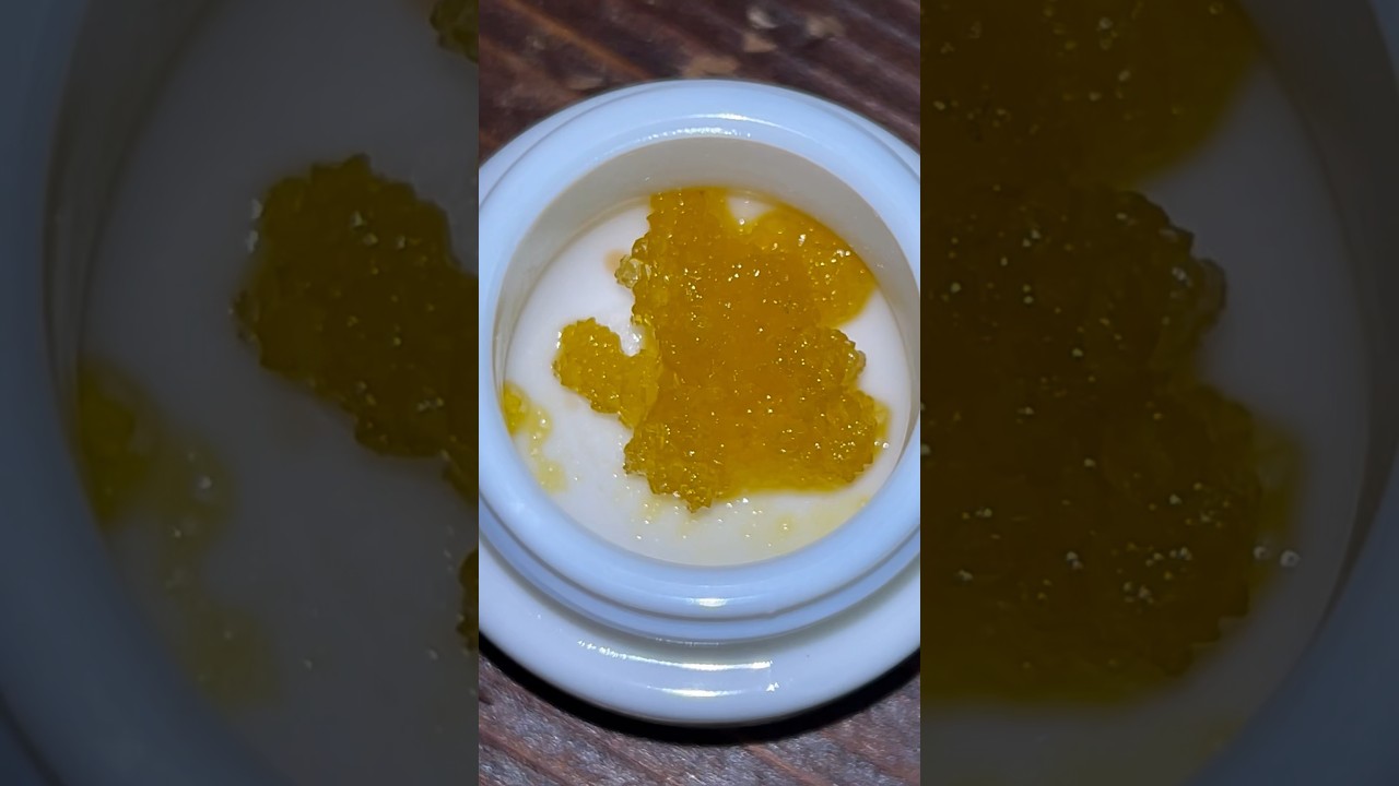 ChocolateMalawi suga😮&zwj;💨 #wax #710 #sugar #chocolate #gas #420 #notforsale #dabs #cannabis #exotic