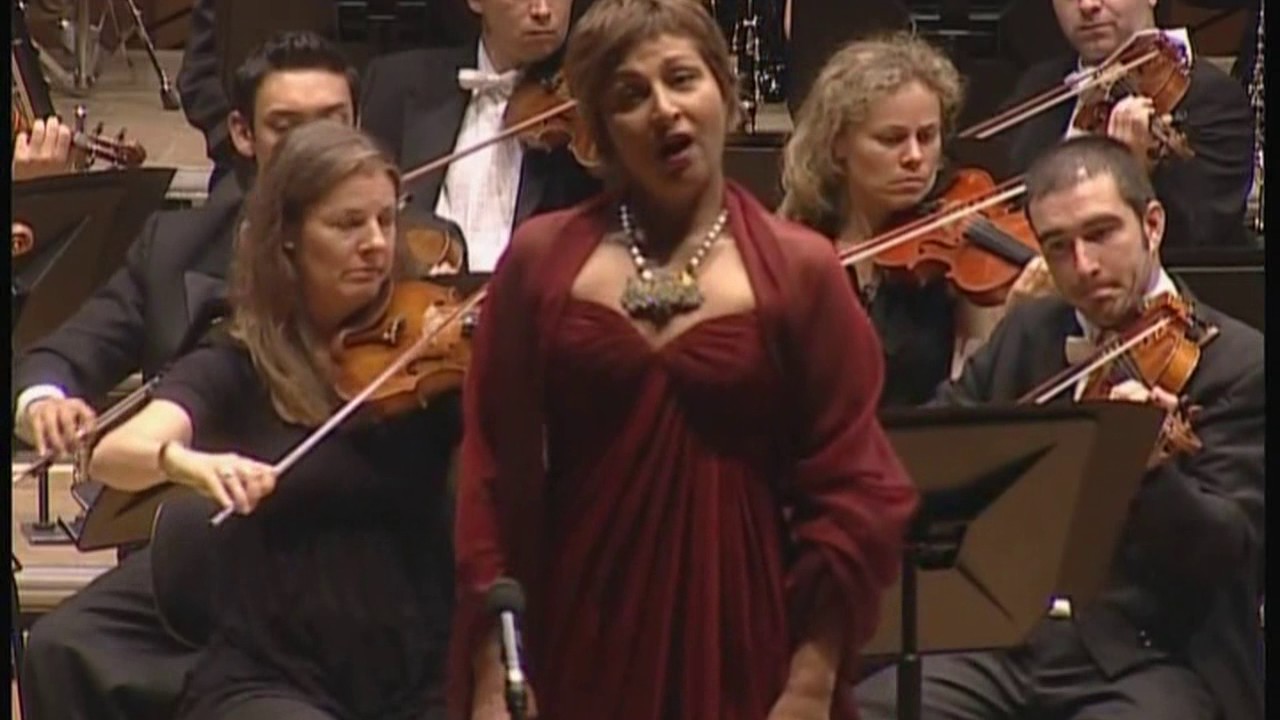 "La sonámbula" (A Coruña, 2007). Eva Mei. Escena final. OSCyL/Pérez Sierra