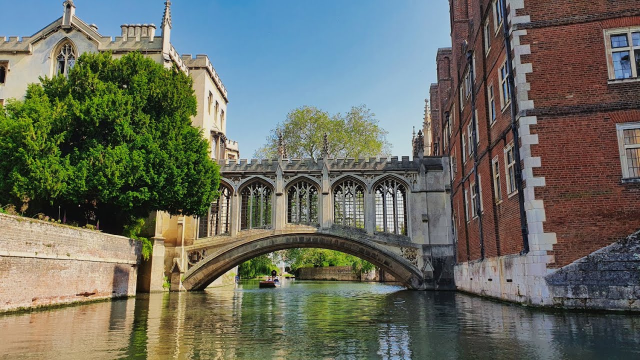 Views of Cambridge from the River Cam (subtitles)