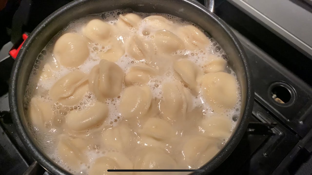Пельмени в кабине )))😉