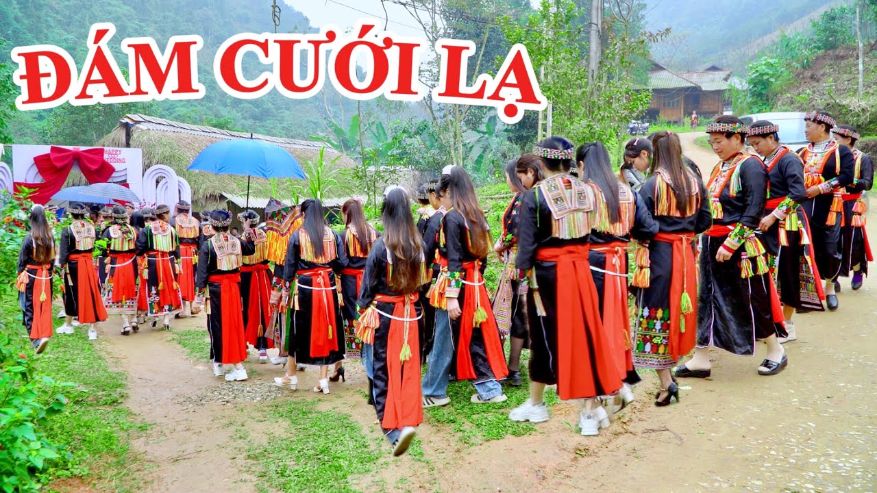 ĐÁM CƯỚI NHƯ THỜI XA XƯA CÓ CẢ NGHI LỄ BÁI ĐƯỜNG