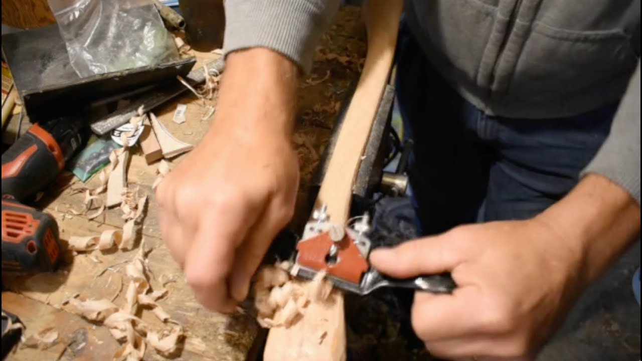 Emily's Ax Part 1: Hafting   SD 480p