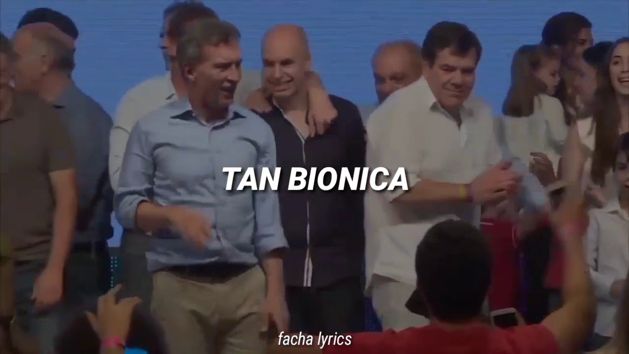 CIUDAD MÁGICA - TAN BIONICA (con Macri bailando de fondo)