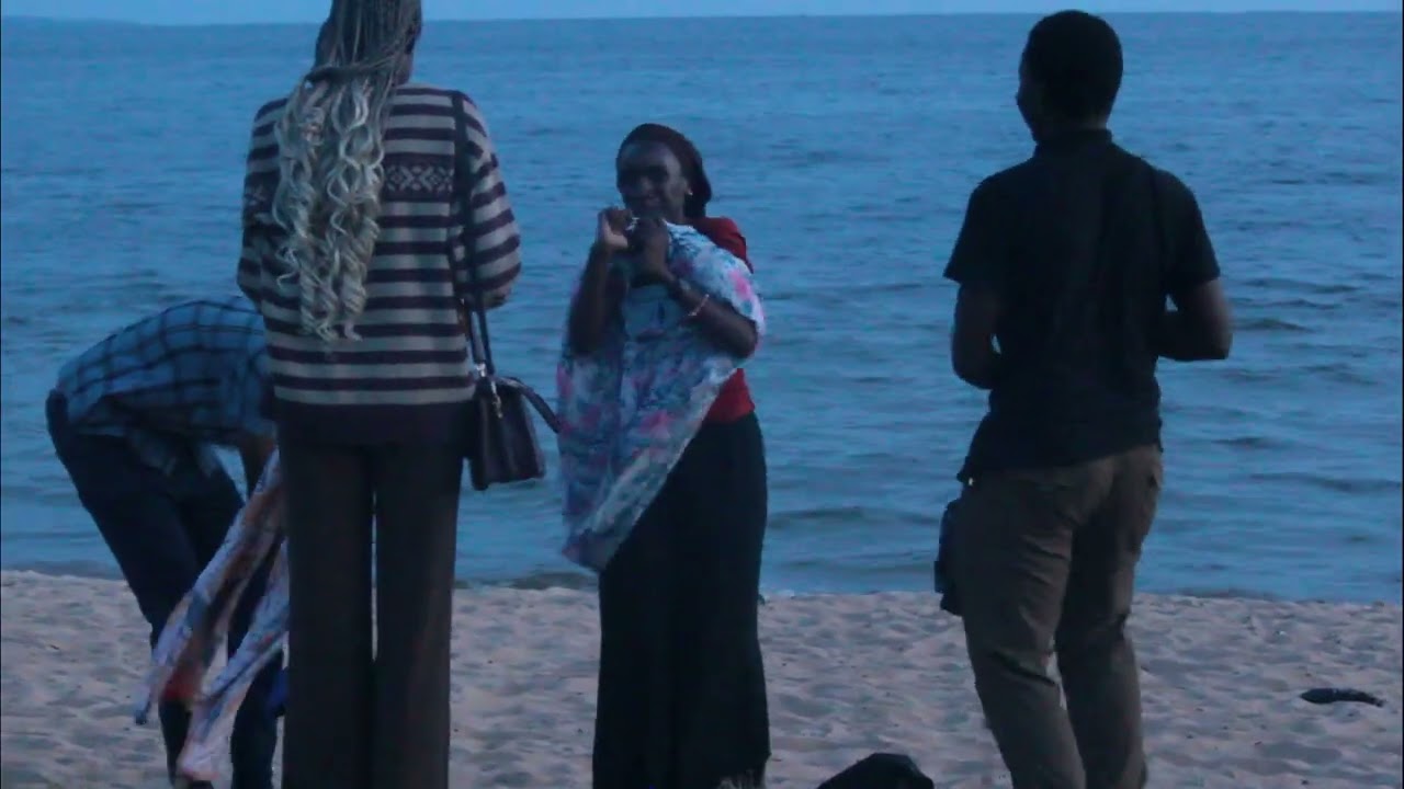 À LA PLAGE – APFO PROJET FEF (Apprendre le vocabulaire en contexte)