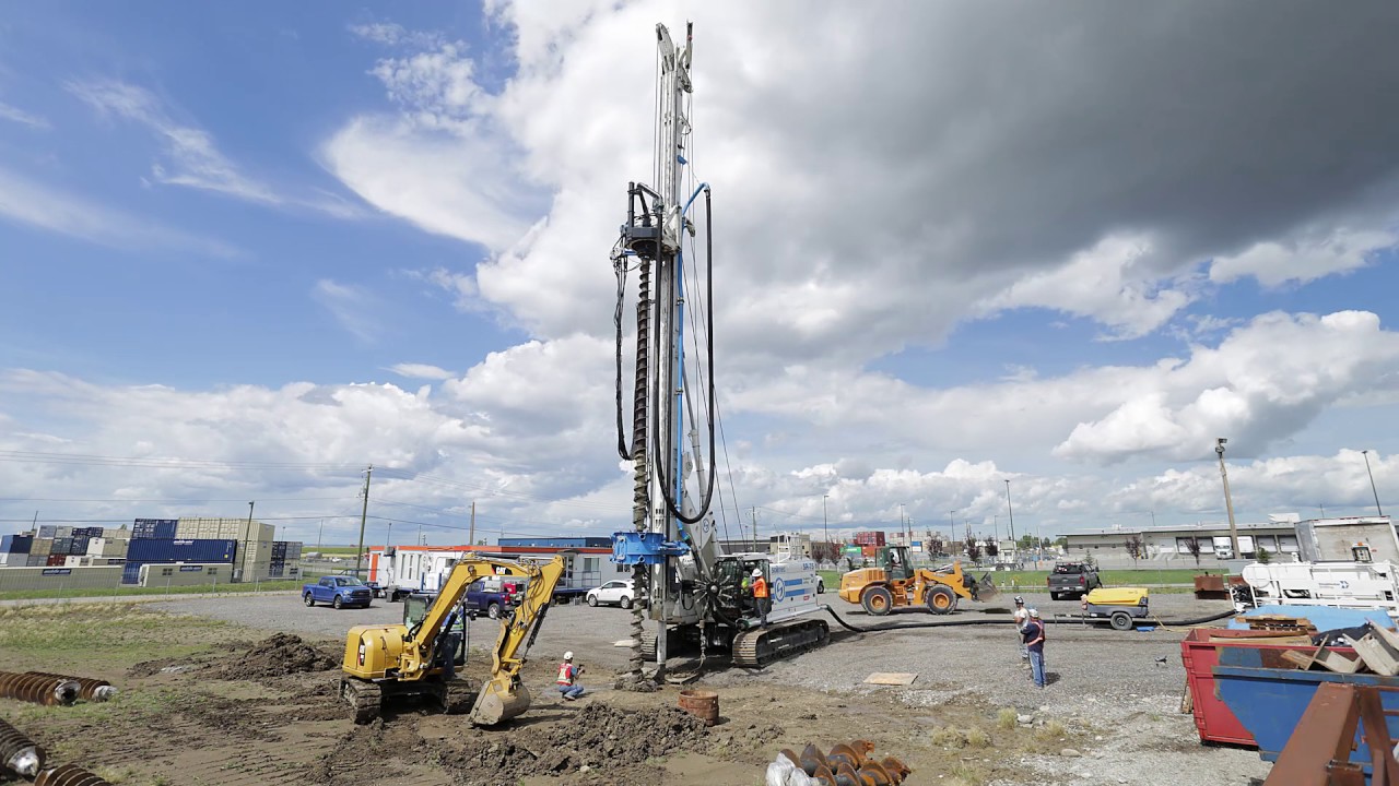 Continuous Flight Auger (CFA) Piles Double Star Drilling's Soilmec SR75