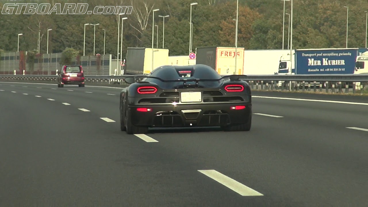 Top speed Porsche 918 Spyder gets TROLLED by Koenigsegg Agera R in clearcarbon