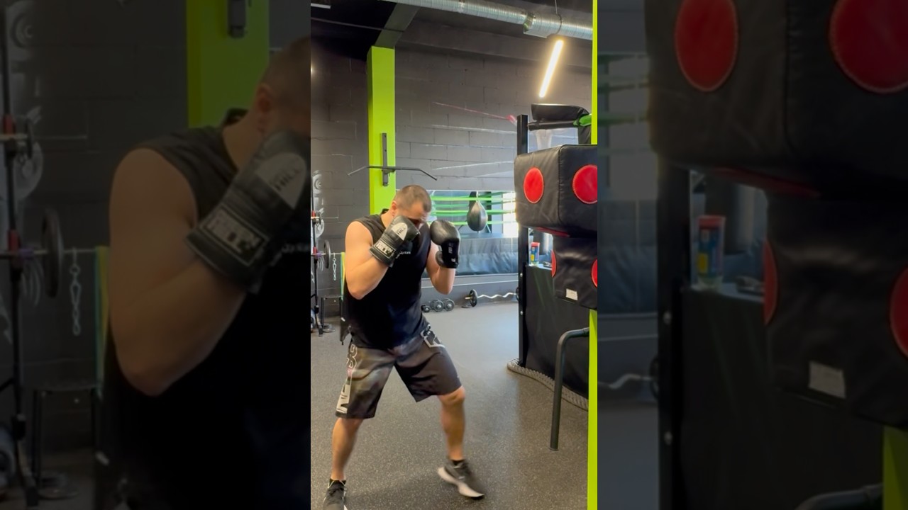 Смена угла атаки #kickboxing #boxing #mma #motivation #muaythai #fighter #sports #бокс #prihod