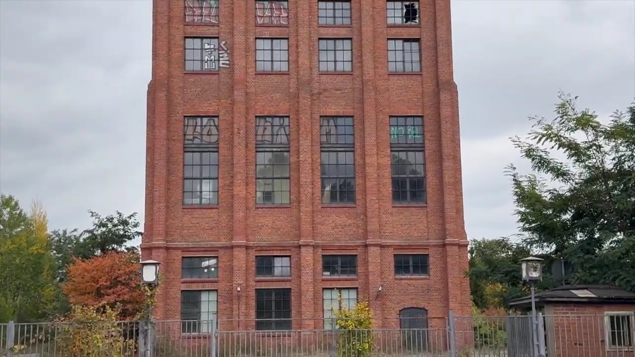 Ehemalige Brikettfabrik & verwaiste Diskothek 