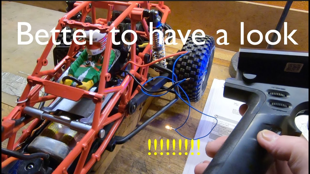 Tamiya BBX assembling part 5: stickers, tips and starting the home made wiring for 8 LED.