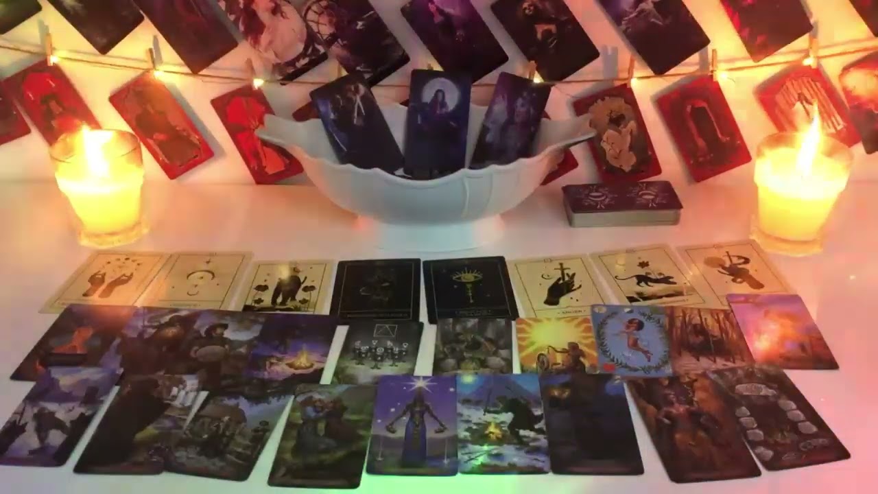 AQUARIUS   A HALF A MILLION IS COMING TO YOU 🤑 & SOMEONE IS💩 AQUARIUS LOVE TAROT READING