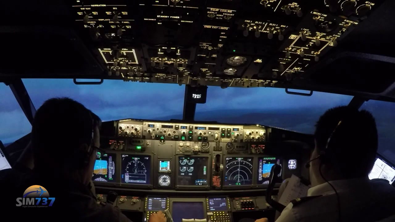 6-Apr-2020 Melbourne Approach with go-around.  VATSIM Milkrun