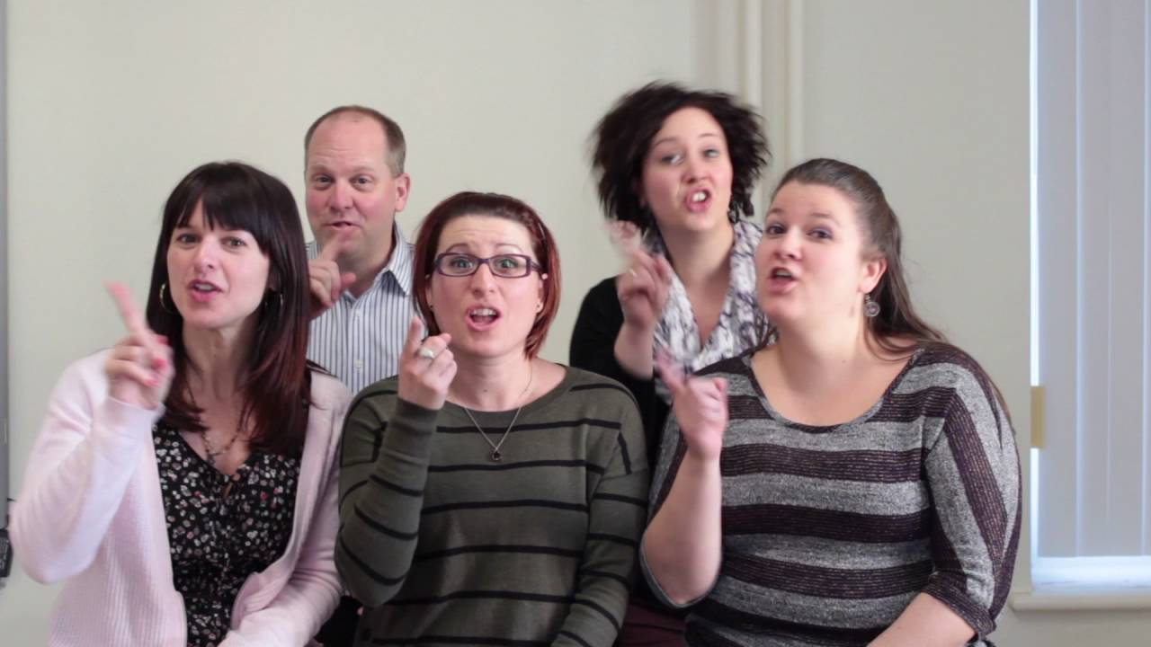 Vidéo d'au revoir de la part du personnel pour les finissants 2011-2016