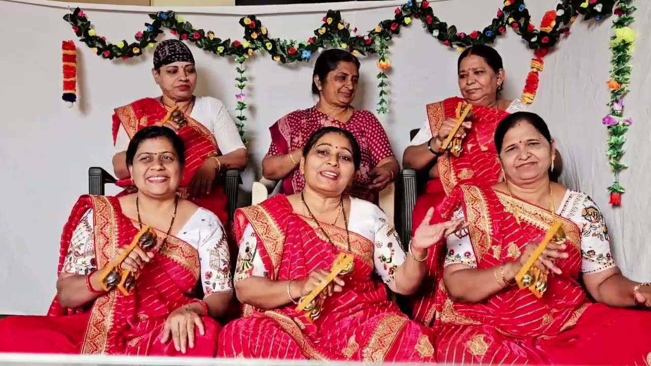 નવુ ભજન છે તમે રોજ આવો ને સતસંગમાં રે અહીં ગુણલા ગવાય હરિ નામના રે( નીચે લખેલું છે)