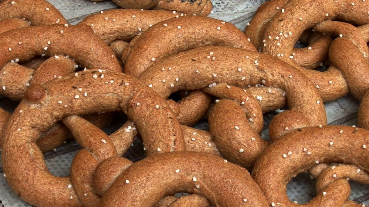 Kochvideo - Brezel aus Vollkorndinkelmehl