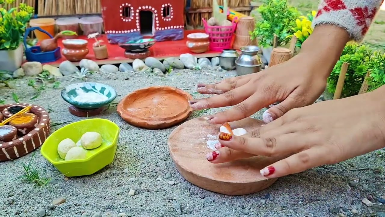 Miniature Roti With Aloo Sabji Recipe 🧺🤤🧆 Mini Kitchen India Food Recipe 