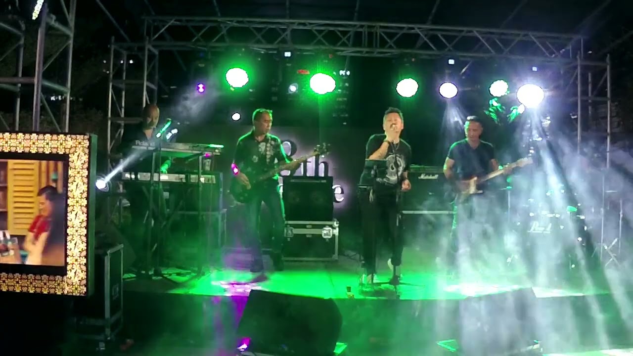 40 The Band Live at F Cafe & Bar 06-12-22