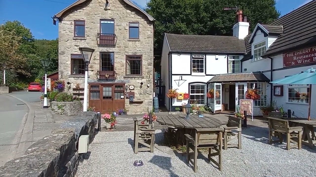Motorcycle Tour; Peak District, Yorkshire-Dales, Wales
