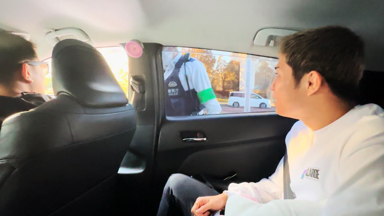 近況報告しようとしたら警察に捕まった...